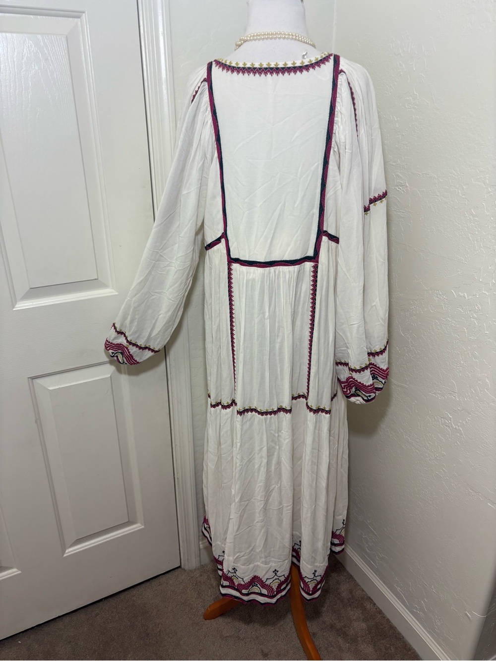 Free People Sweet Escape Boho Embroidered midi dress size M - Picture 4 of 14